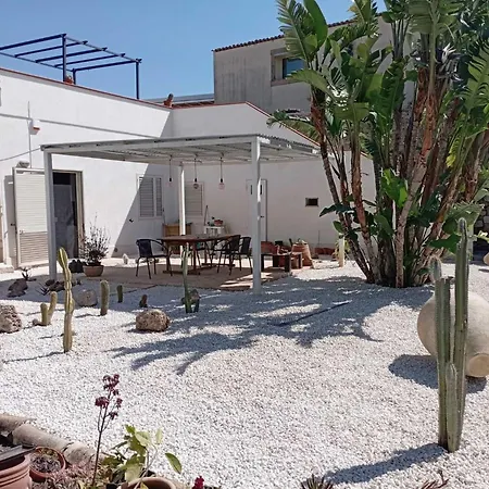 Chorisia Holiday home